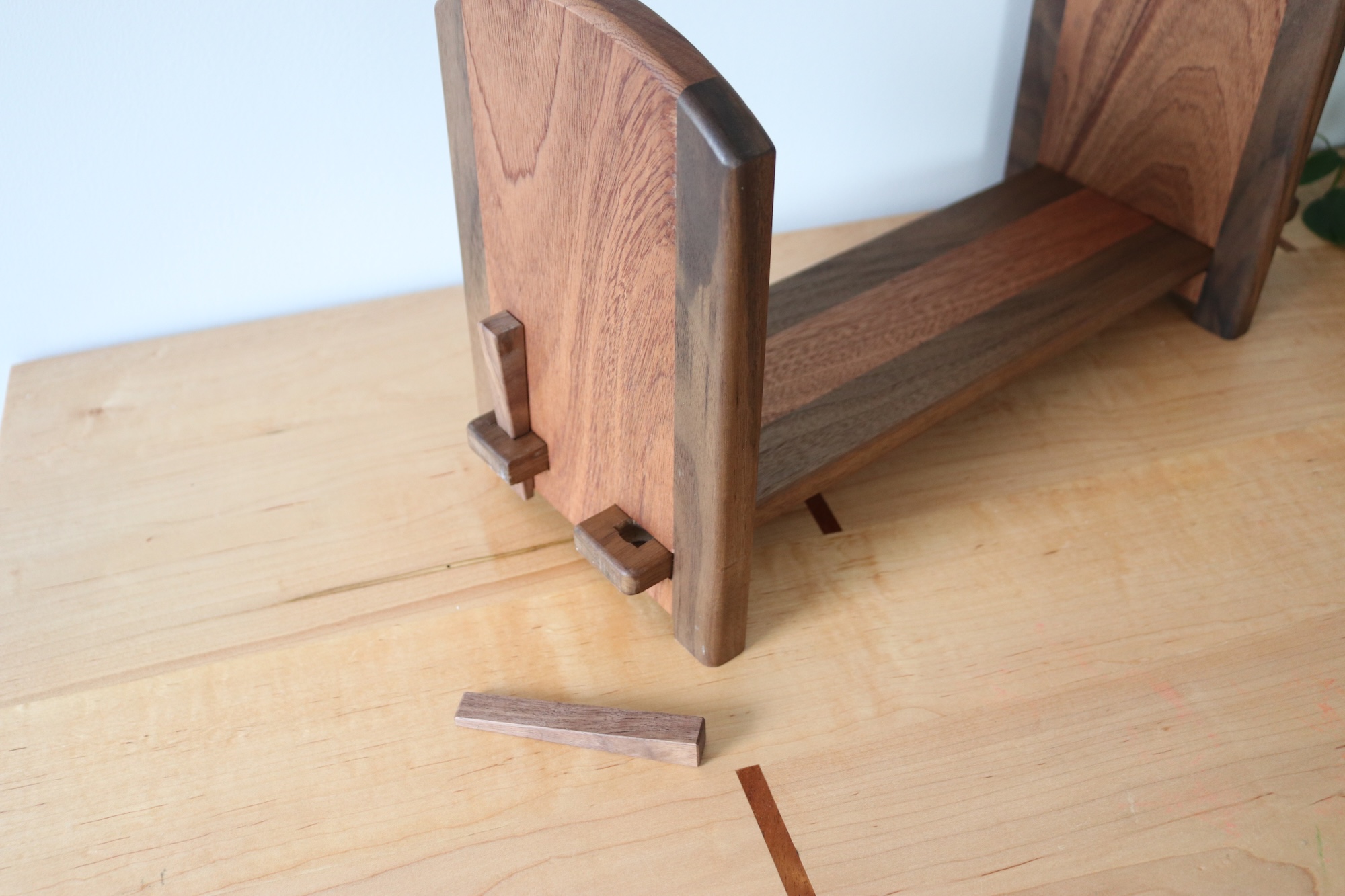 Adjustable Tabletop Bookshelf- Walnut & Sapele - Image 7