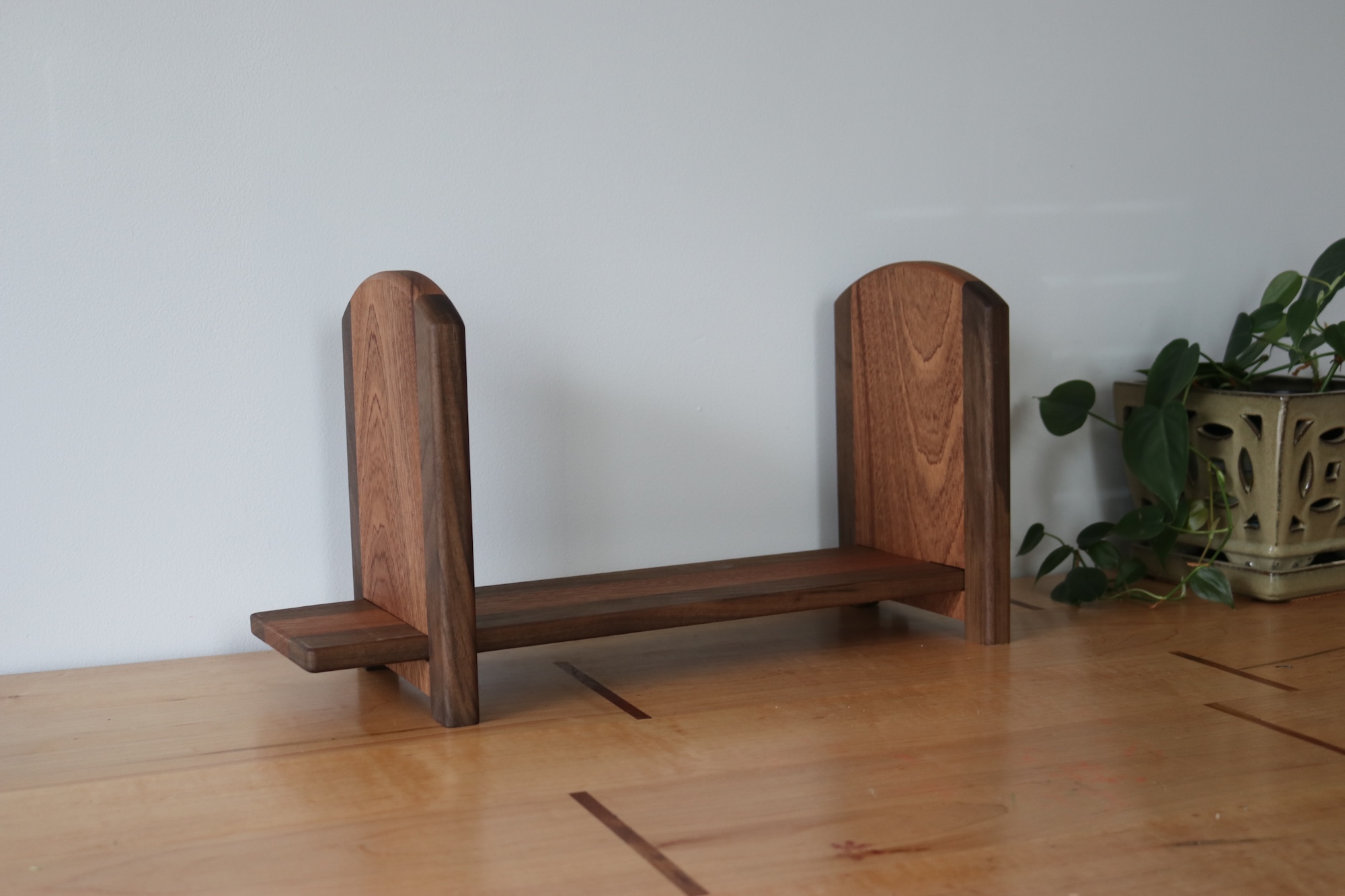 Adjustable Tabletop Bookshelf- Walnut & Sapele - Image 5