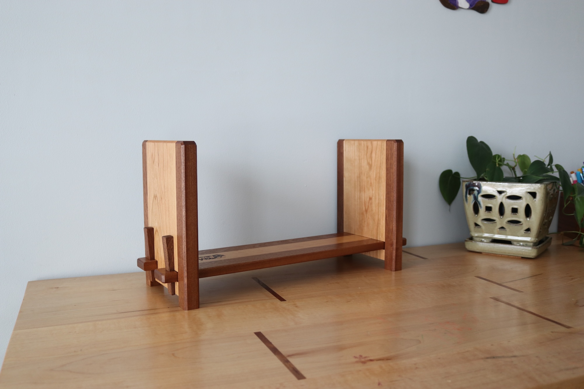 Adjustable Tabletop Bookshelf- Sapele & Cherry Square - Image 3