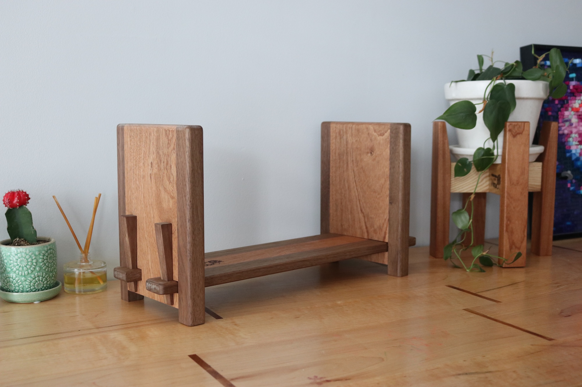 Adjustable Tabletop Bookshelf- Walnut & Sapele - Image 2
