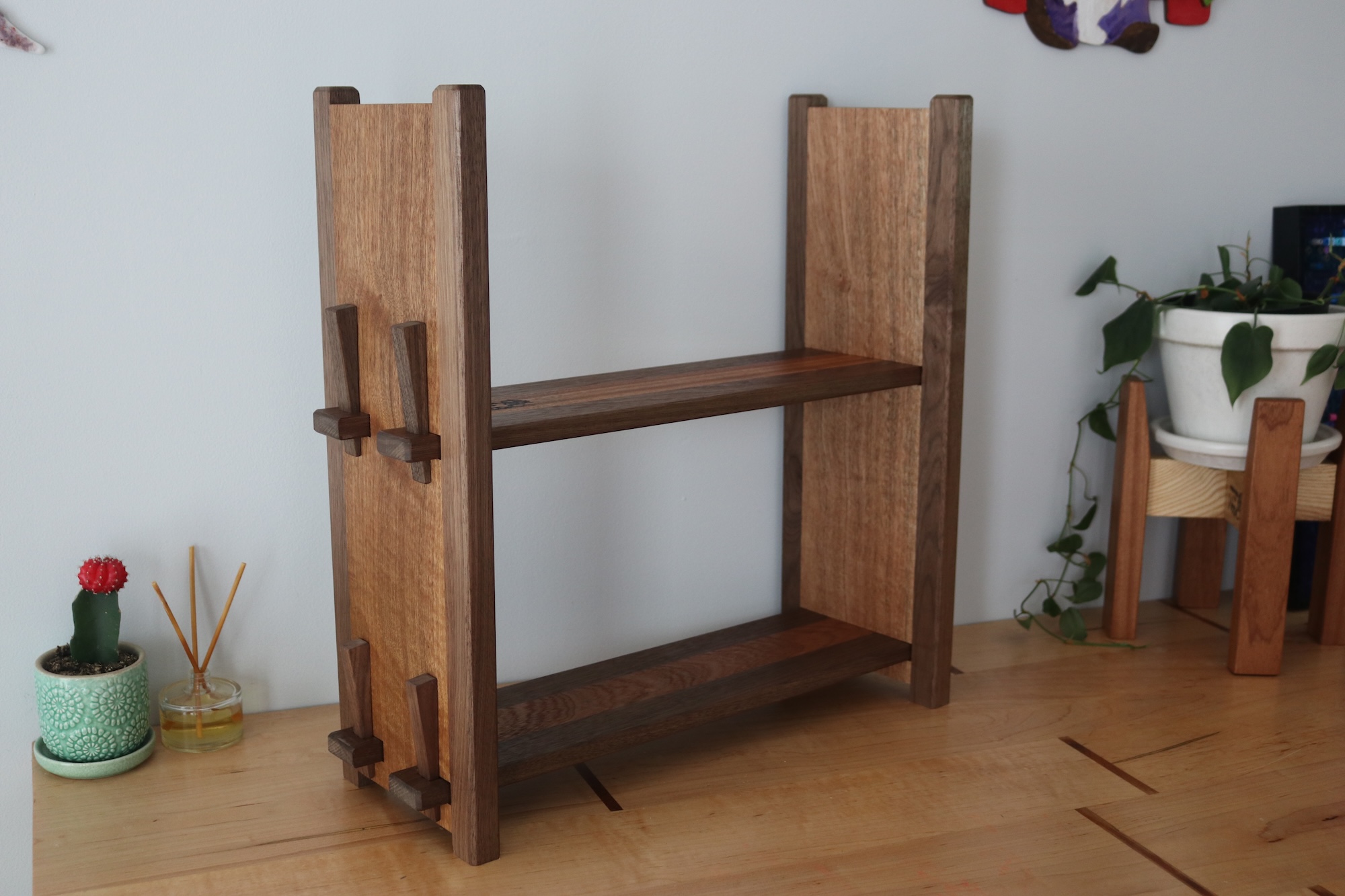 2-tier Adjustable Tabletop Bookshelf- Walnut - Image 2