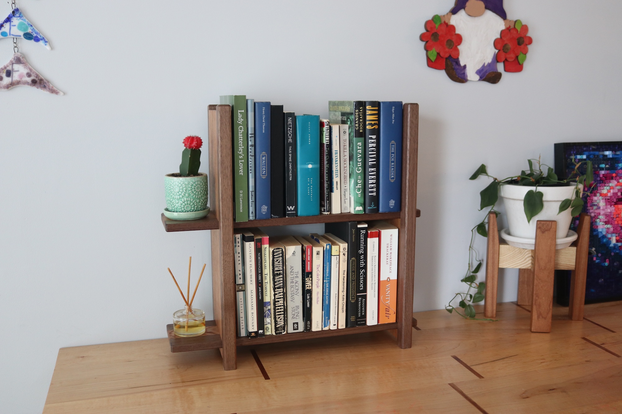 2-tier Adjustable Tabletop Bookshelf- Walnut - Image 7