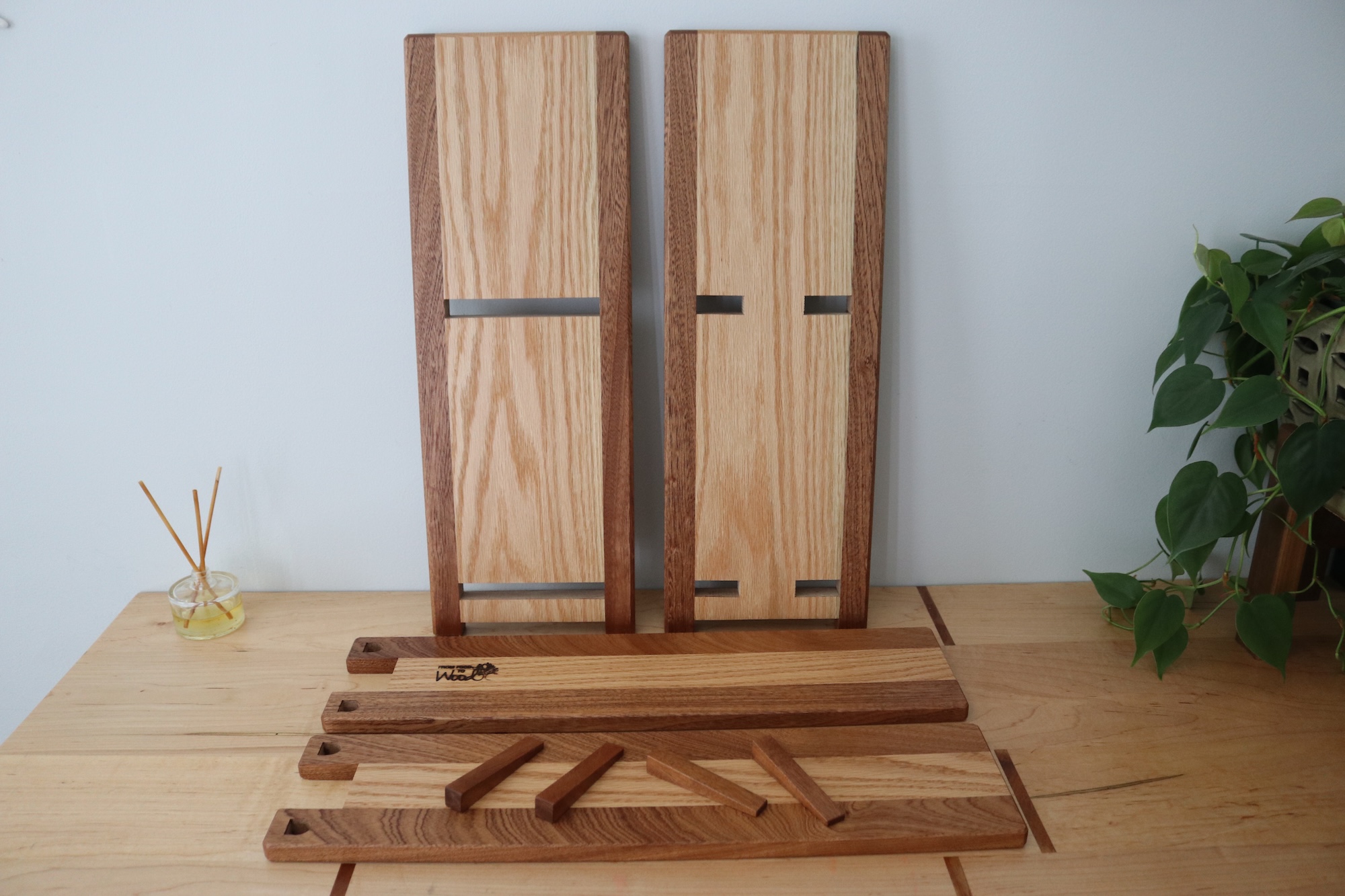 2-tier Adjustable Tabletop Bookshelf- Sapele & Oak Chamfered - Image 10