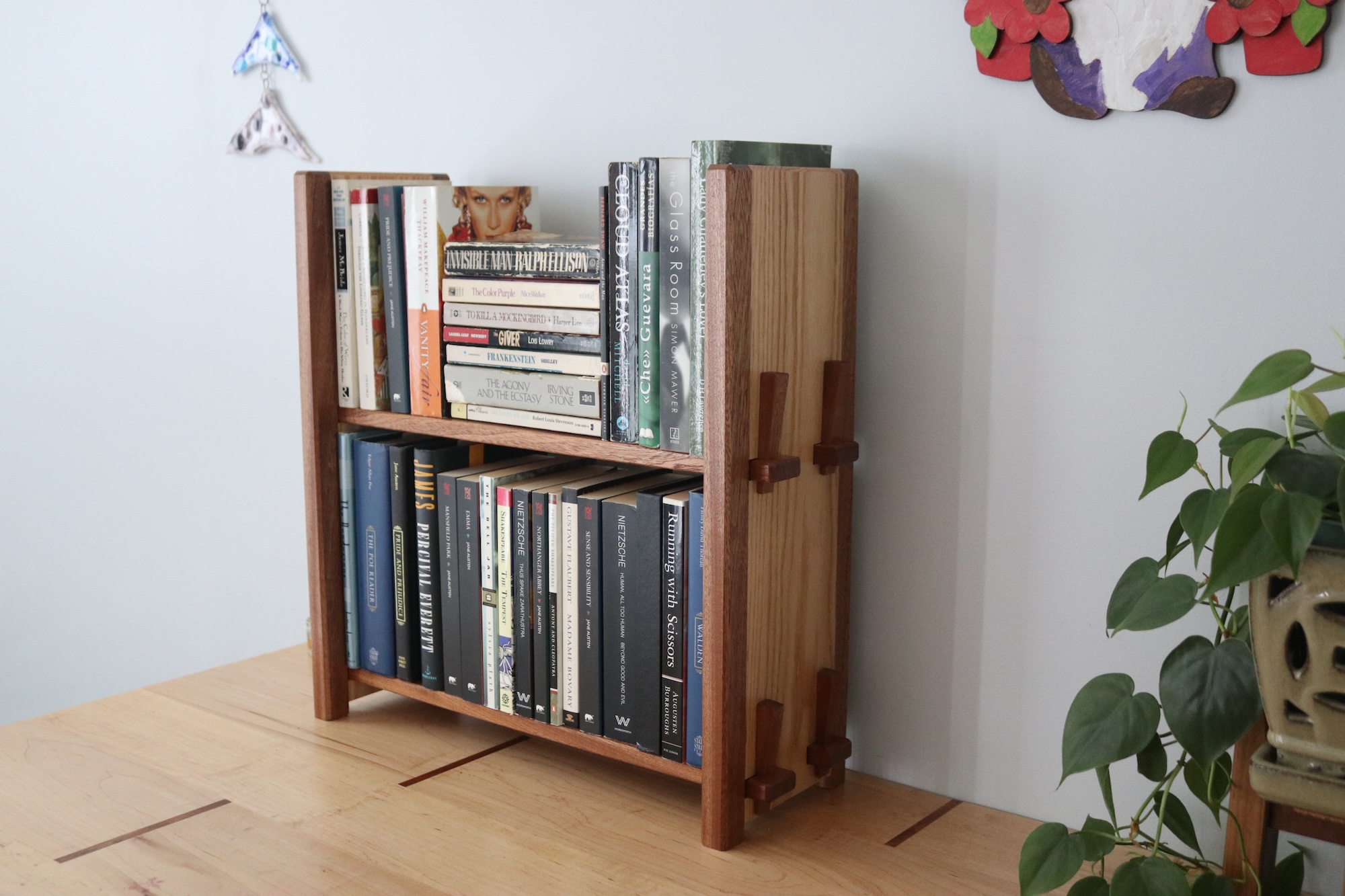 2-tier Adjustable Tabletop Bookshelf- Sapele & Oak Chamfered - Image 5